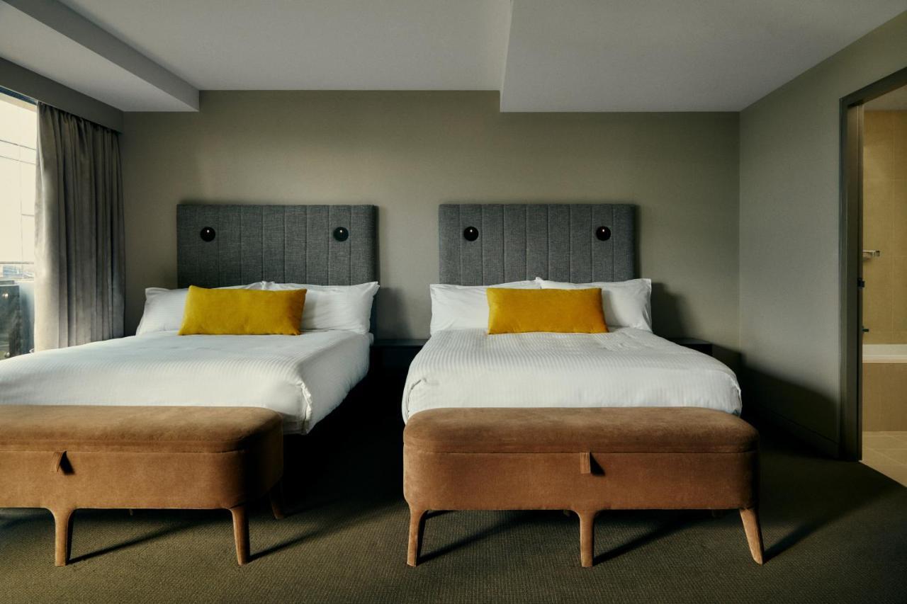 The Kinson Hotel Melbourne Kültér fotó A room at the hotel